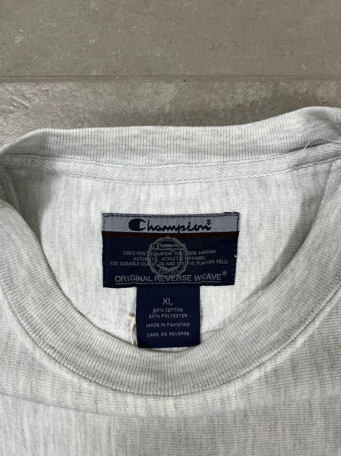 2000s Champion Reverse Wave Crewneck (XL) RE-TOLD WEAR