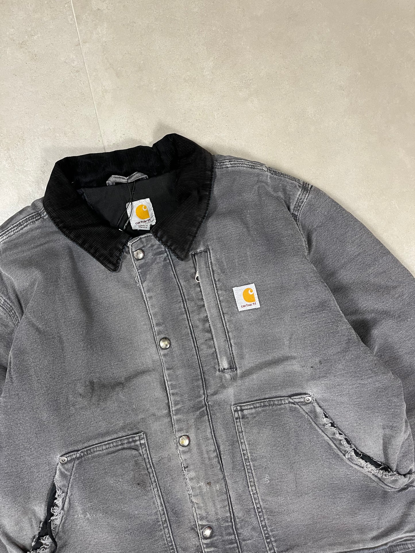 2000s Carhartt Work Jacket (L) RE-TOLD WEAR