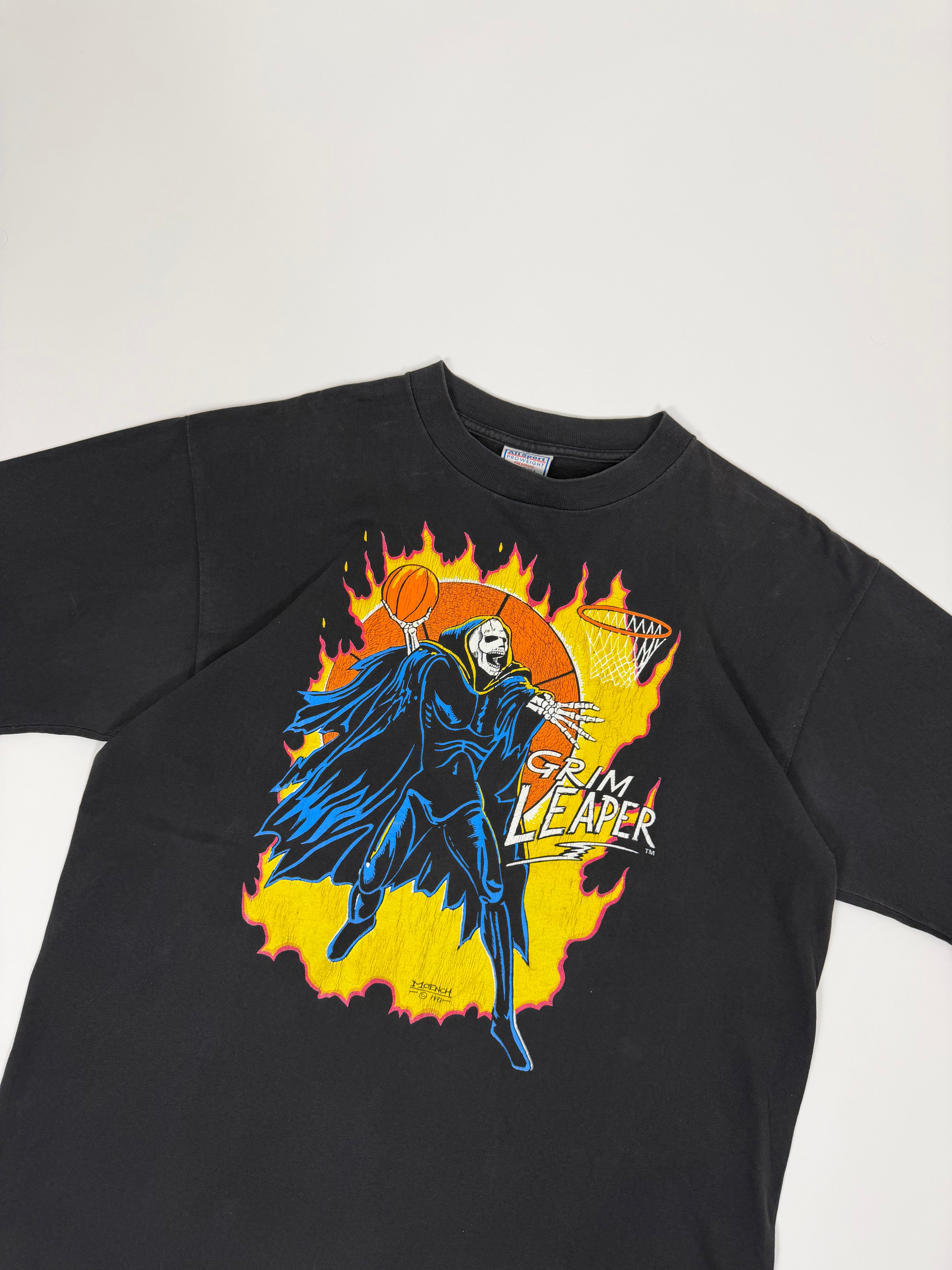 Grim Leaper T-shirt Black 1993 | Size XL | Vintage